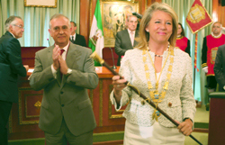 Enrique Monterroso junto a la alcaldesa de Marbella Enrique Monterroso junto a la alcaldesa de Marbella